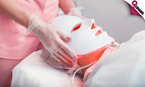 LED Mask Facial Treatment for Ladies & Men!